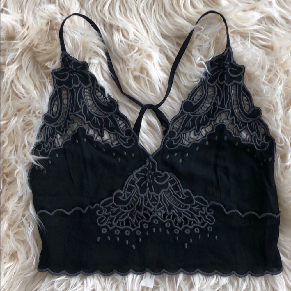 SOLD! Free People black & grey crop. NWT! - Picture 2 of 5